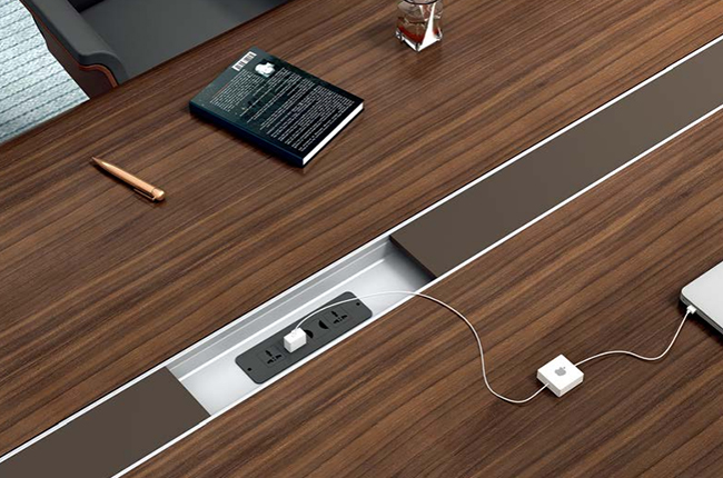 The built-in multi-functional socket